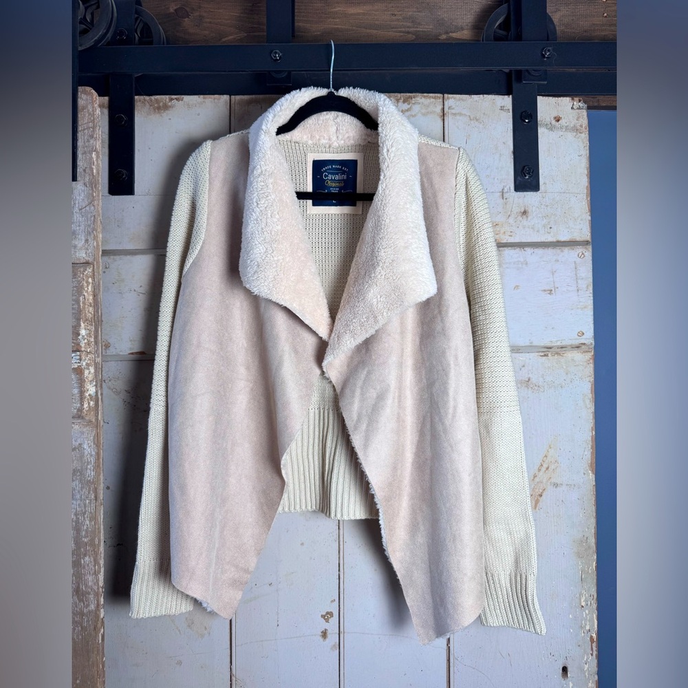 Cavalini Originals Women’s‎ Size L Sherpa Sweater Cardigan Open Sway Front EUC
